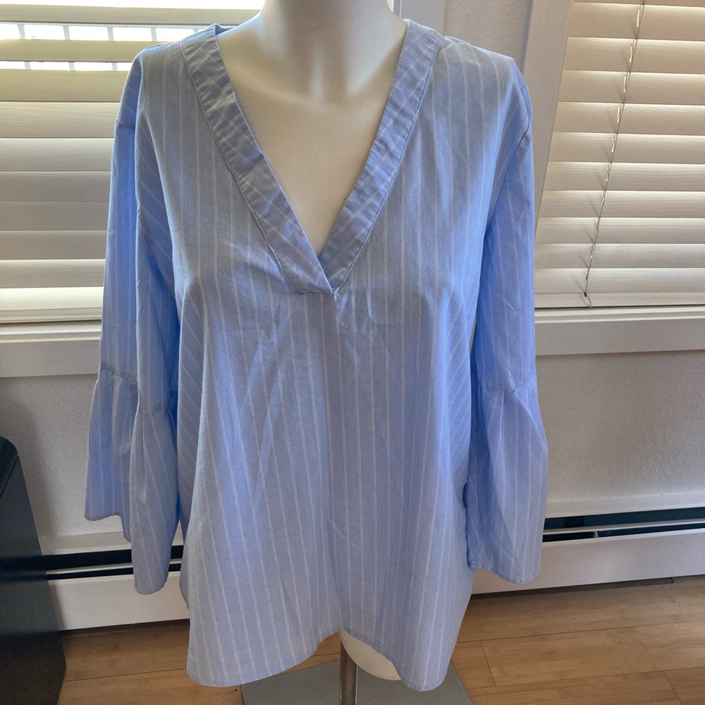 Summer shirt. Great condition